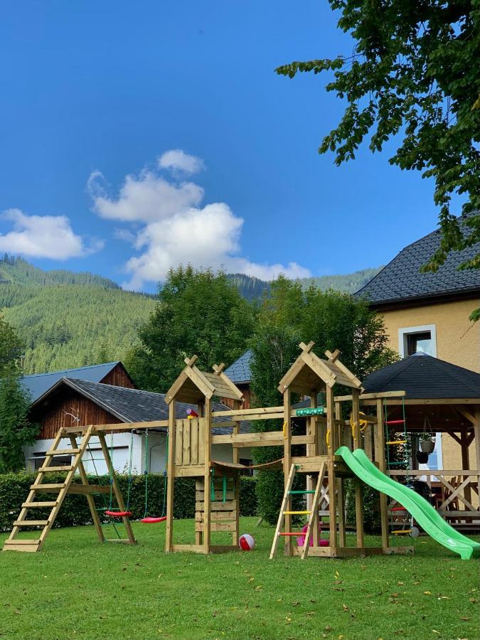 Aparthotel Der Ulmenhof à Gosau Extérieur photo