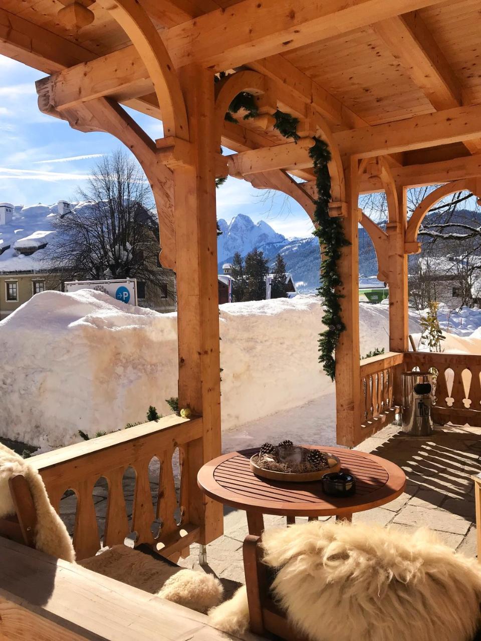 Aparthotel Der Ulmenhof à Gosau Extérieur photo